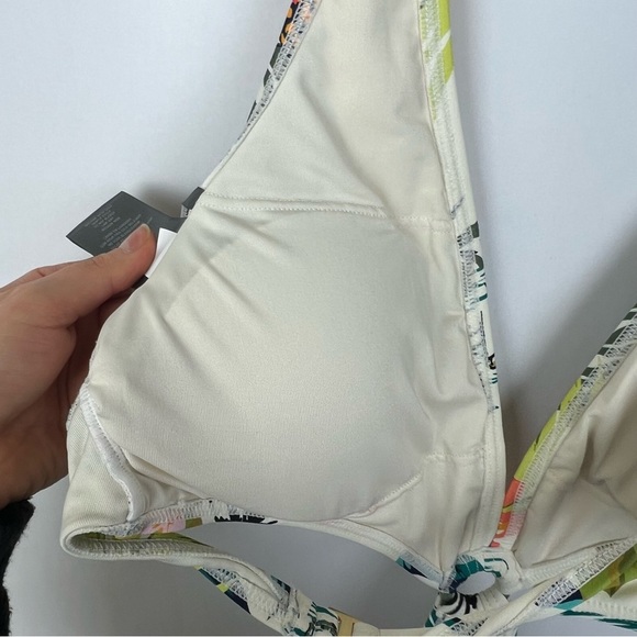 Vince Camuto women’s Island Life Monikini One Piece Swimsuit size 8 cutout - Picture 9 of 16